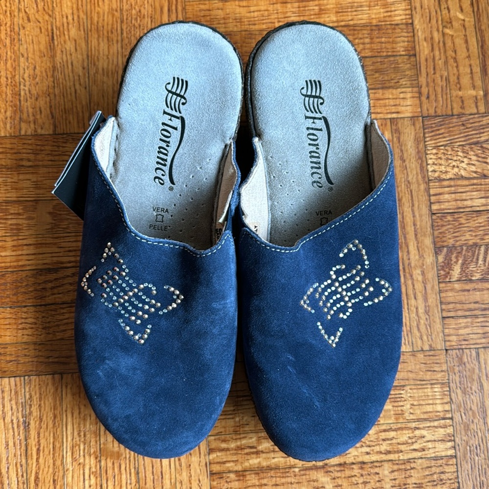 NWT Florence Blue Suede Leather Clogs - Made in Italy - Size EU 37/US 6.5